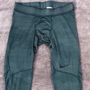 Nike Pro Combat 3/4 Tights - L